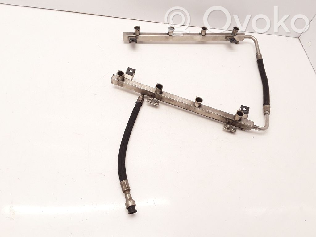 BMW 7 E65 E66 Polttoainepääputki 