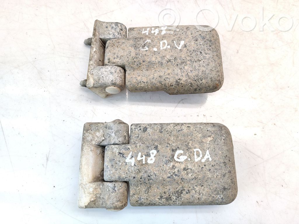 Loading door hinge set   10030,10070