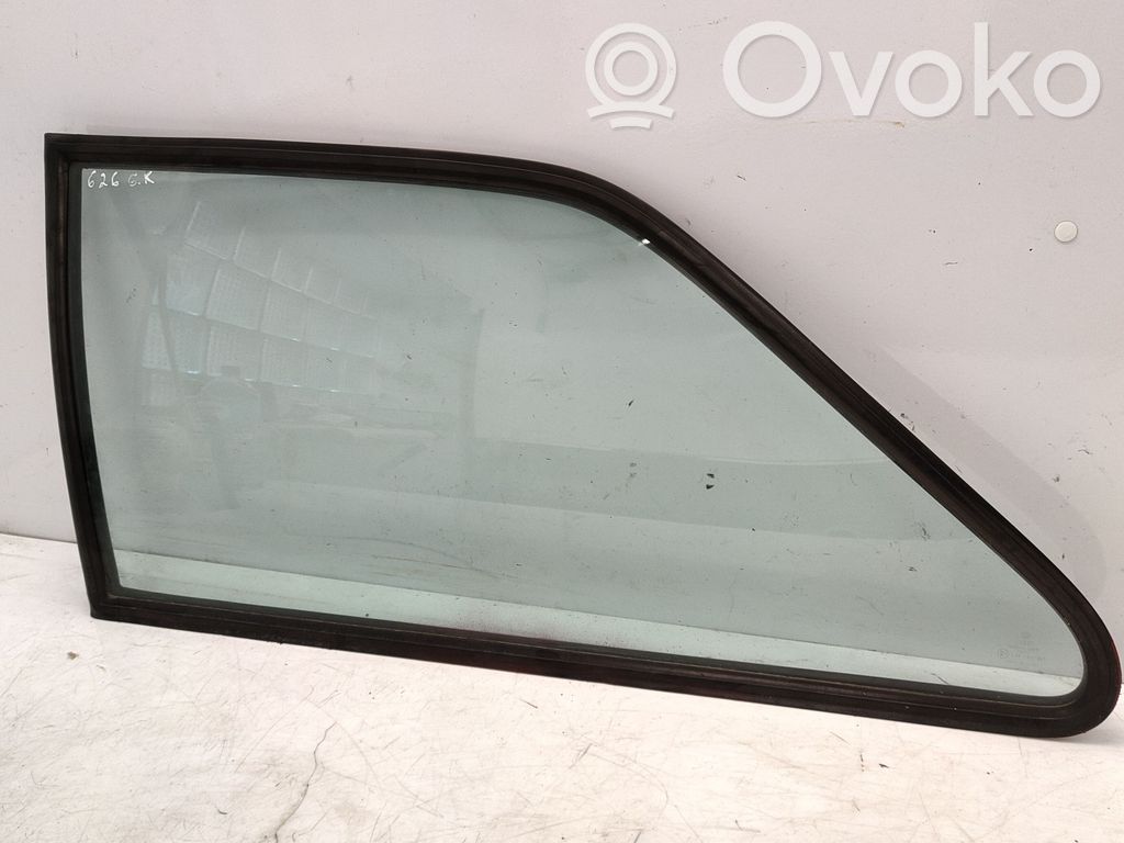 Volkswagen Polo II 86C 2F Aizmugurējais virsbūves sānu stikls 