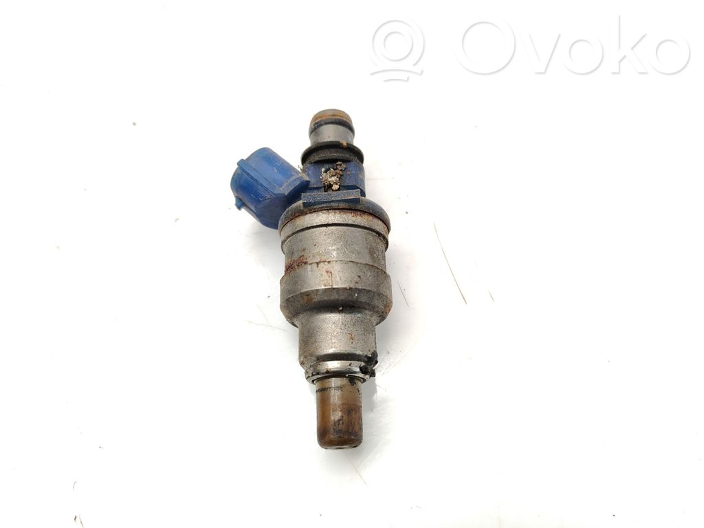 Mazda 929 Inyector de combustible 