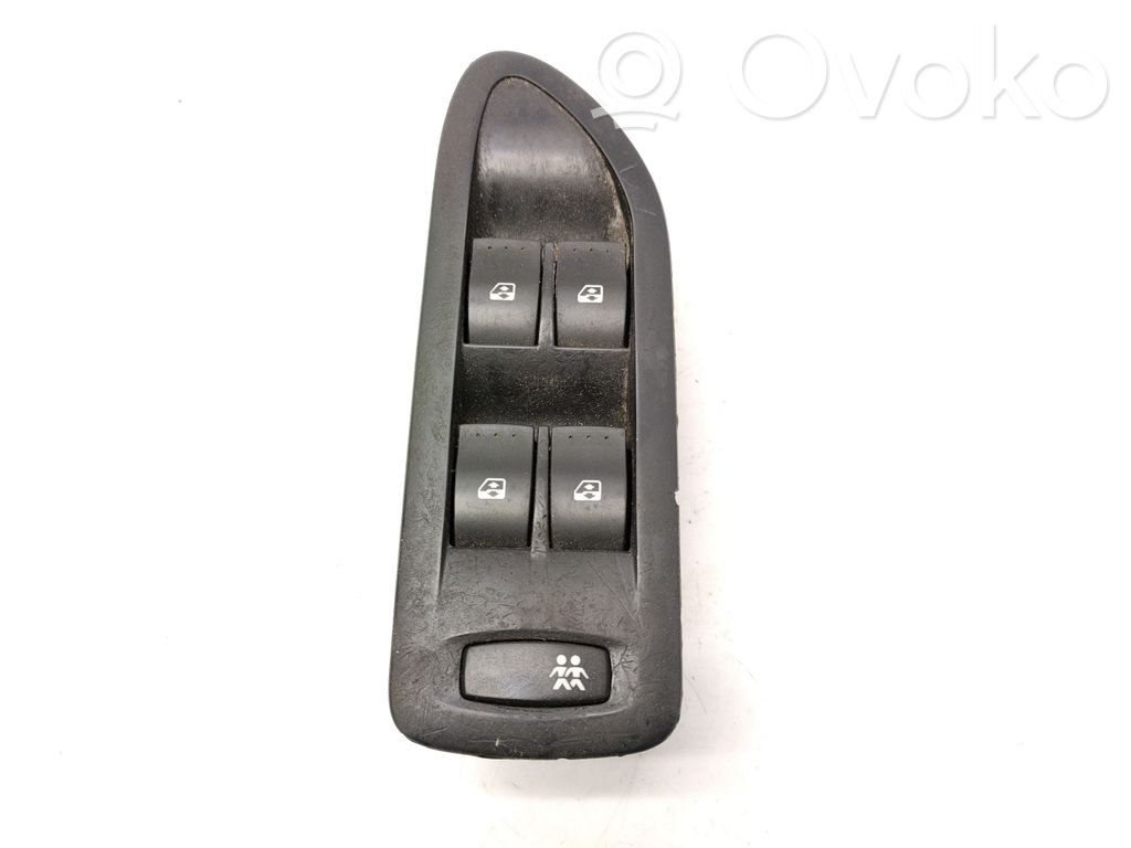 Renault Laguna II Electric window control switch 