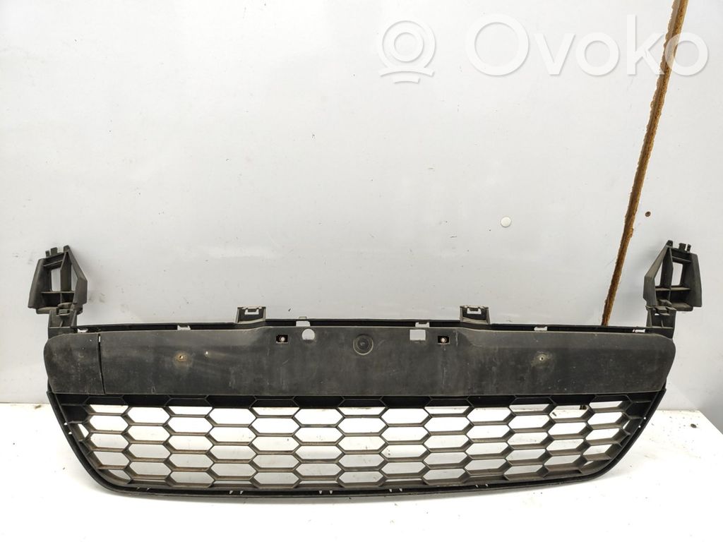 Mazda 2 Front bumper lower grill 