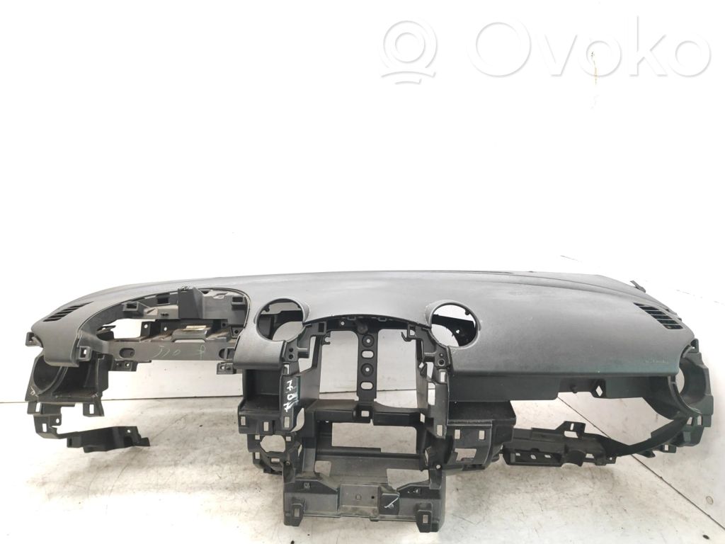 Mazda 2 Panelė 