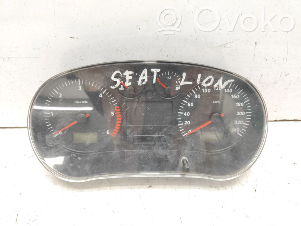 Seat Leon (1M) Speedometer (instrument cluster) 