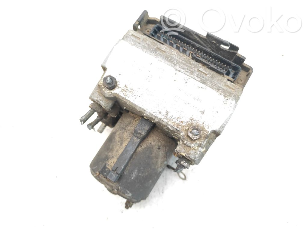 Mitsubishi Carisma ABS bloks 