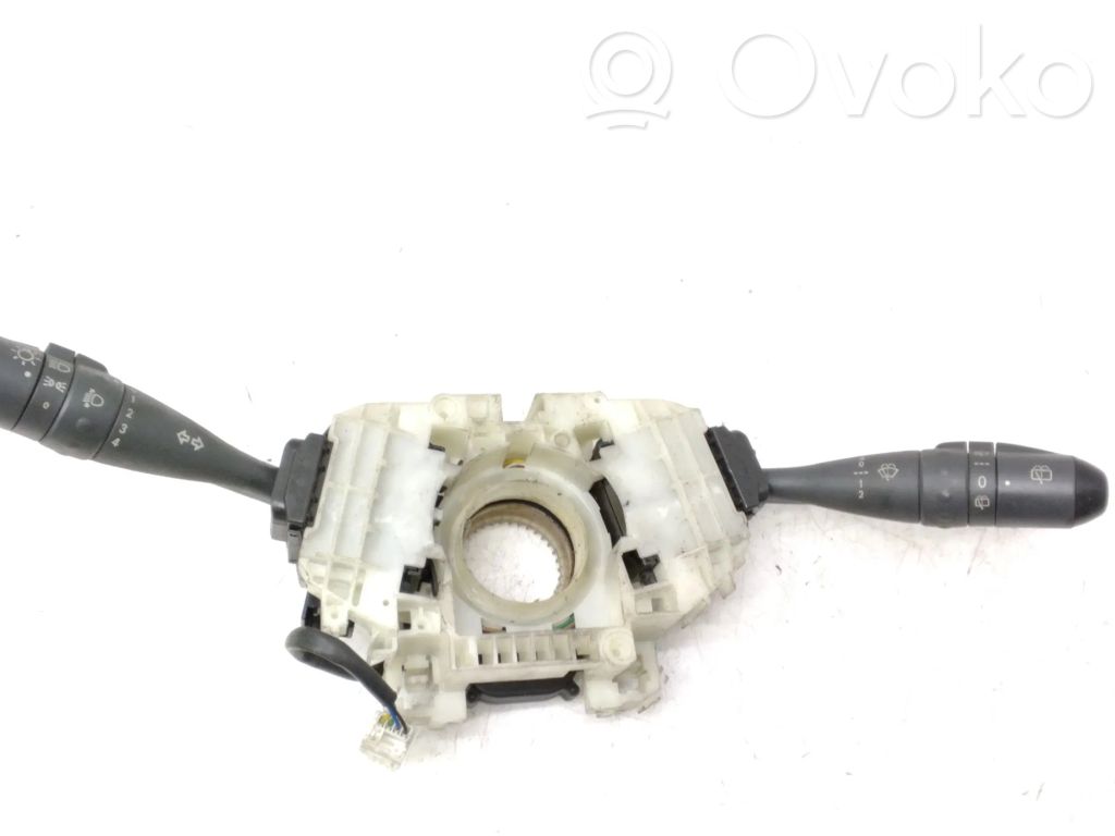 Mitsubishi Colt Wiper turn signal indicator stalk/switch 
