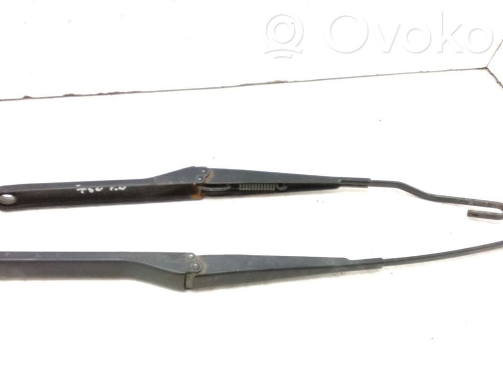 BMW Z4 E85 E86 Wischerarm vorne 