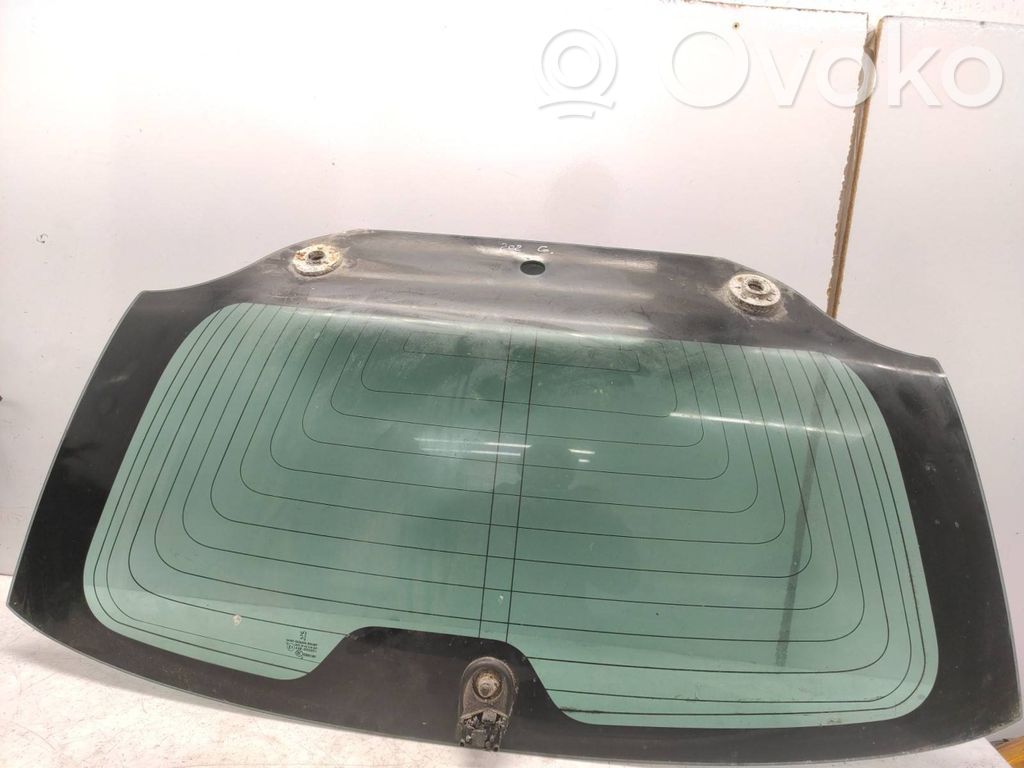 Peugeot 407 Rear windscreen/windshield window 