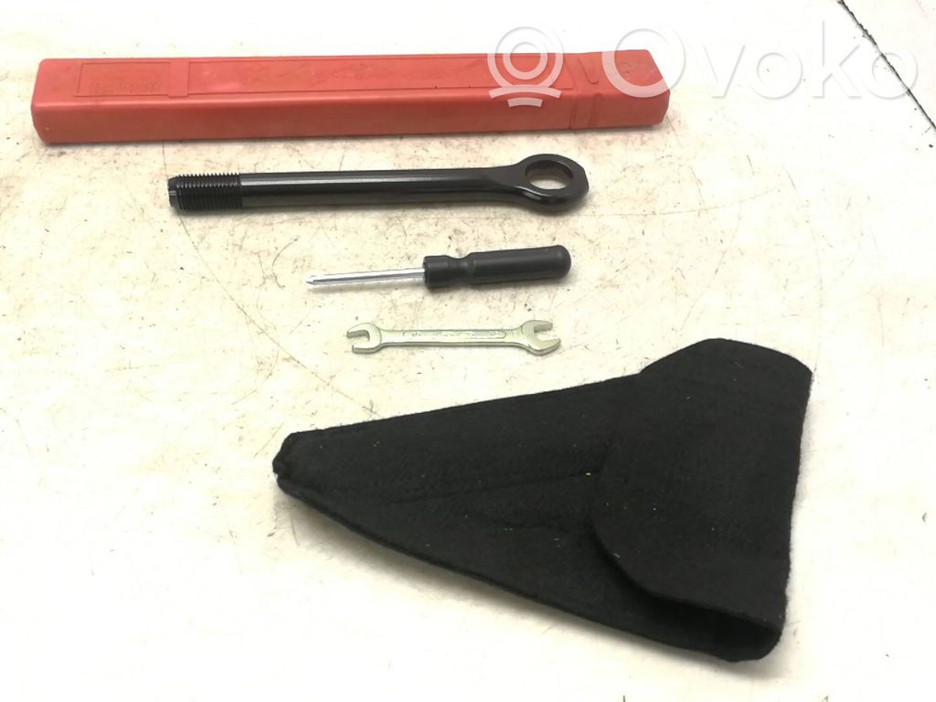 KIA Sportage Bordwerkzeug Satz Set 