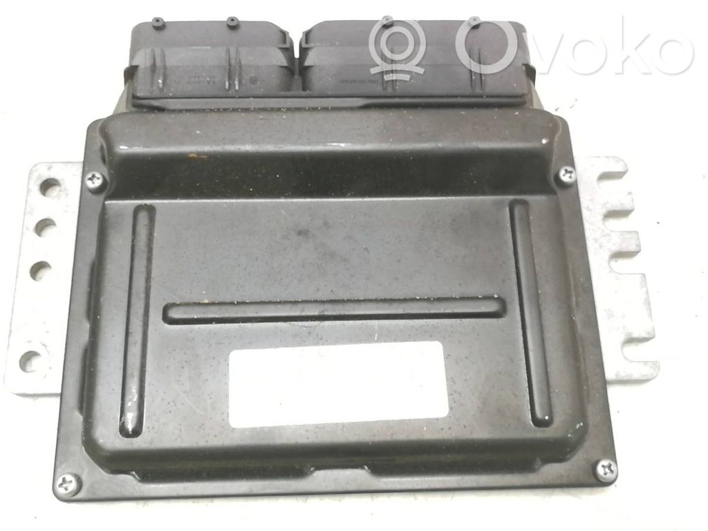 Engine control unit/module   MEC32210