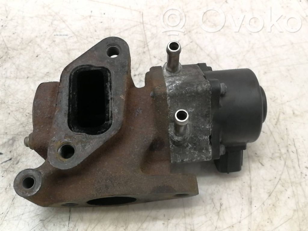 Nissan Pathfinder R51 EGR valve 