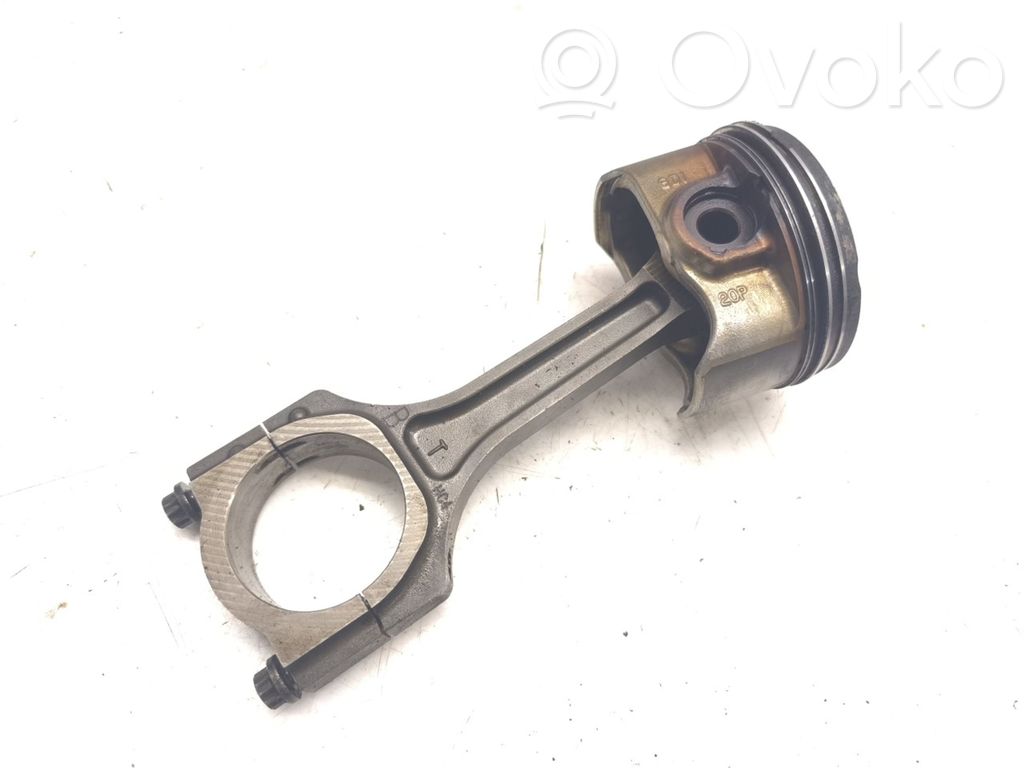 KIA Optima Piston with connecting rod 