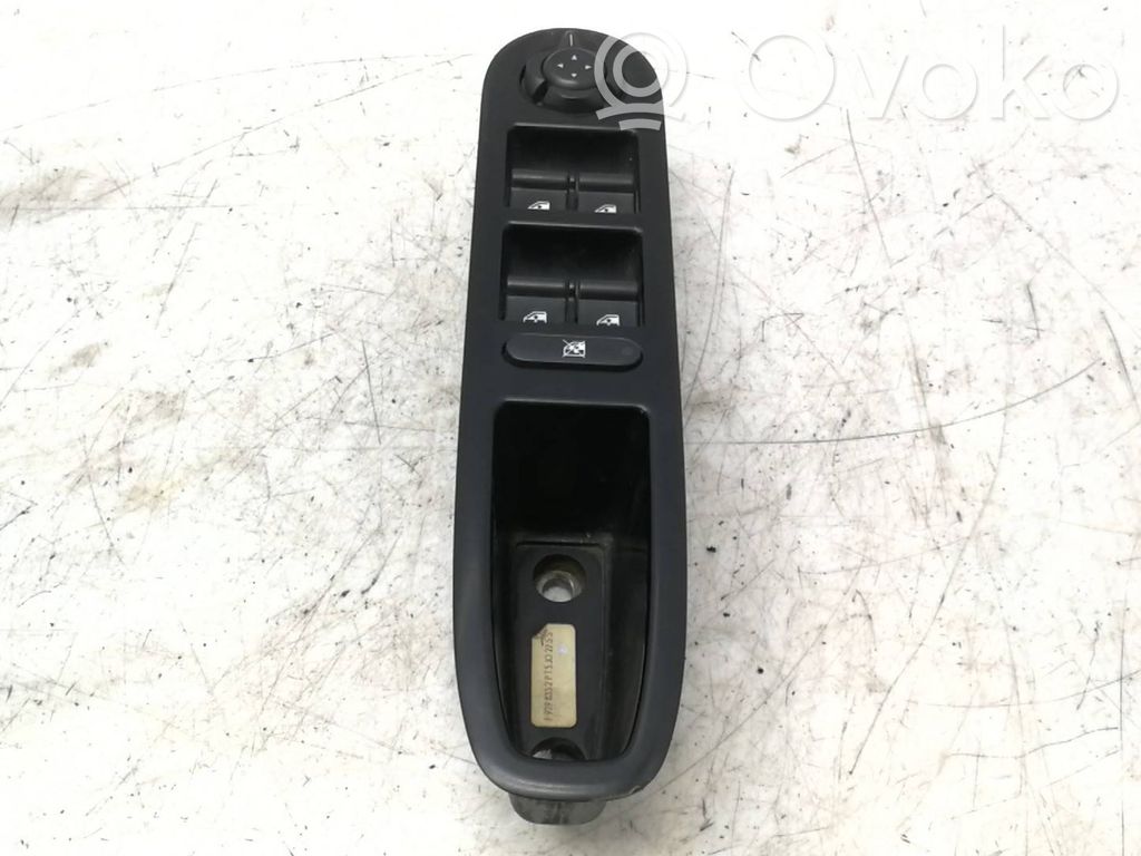 Alfa Romeo 159 Electric window control switch 