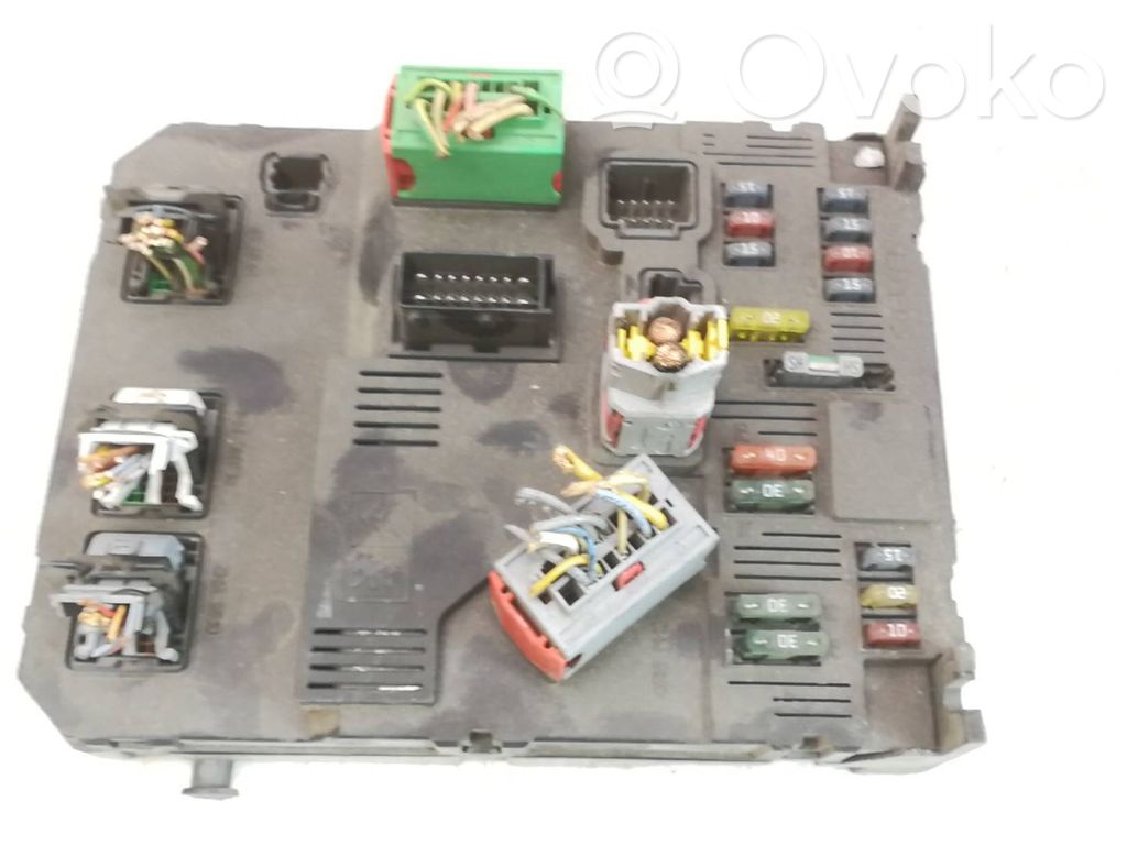 Peugeot 206 Drošinātāju bloks 