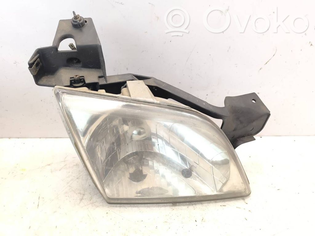 Opel Sintra Lampa przednia 