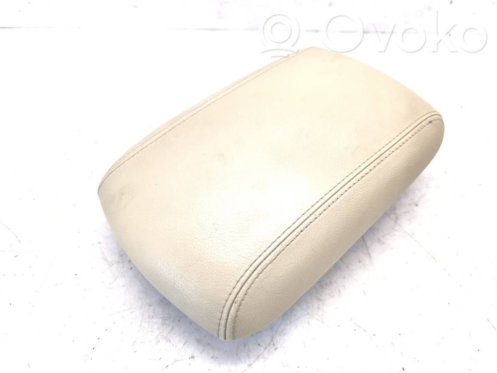 Citroen C6 Armrest 