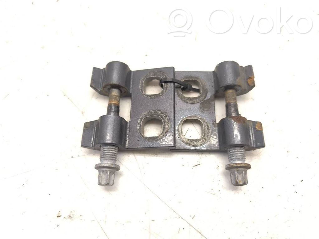 BMW 1 E81 E87 Front door hinge set 