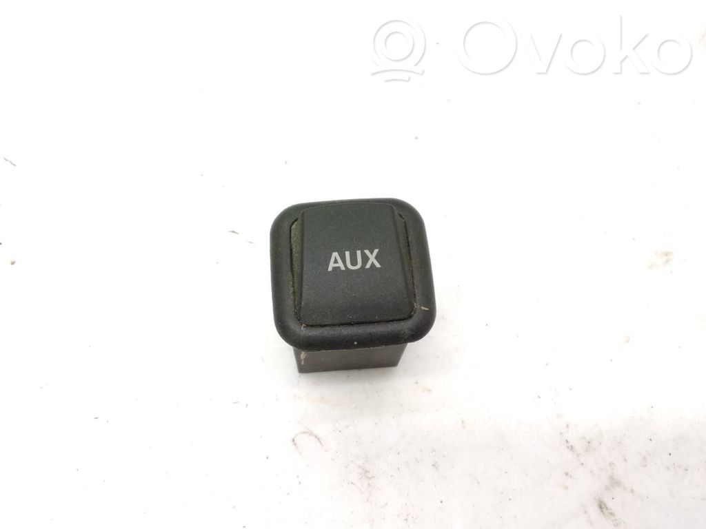 Seat Ibiza III (6L) Enchufe conector entrada auxiliar 