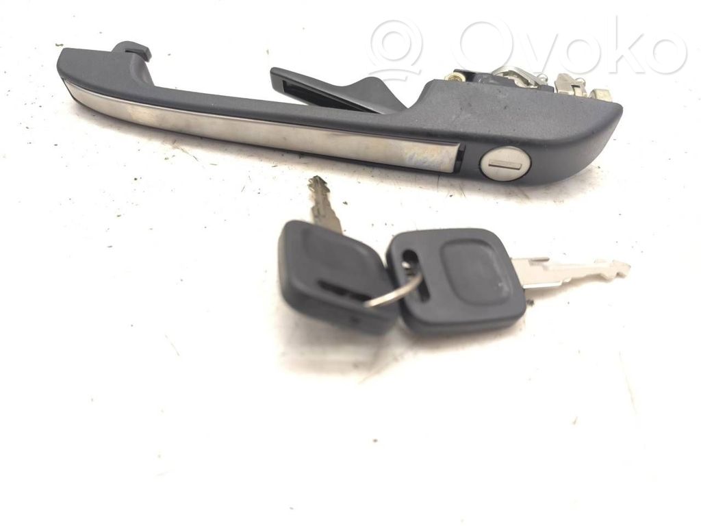 Audi 100 200 5000 C3 Maniglia esterna per portiera anteriore