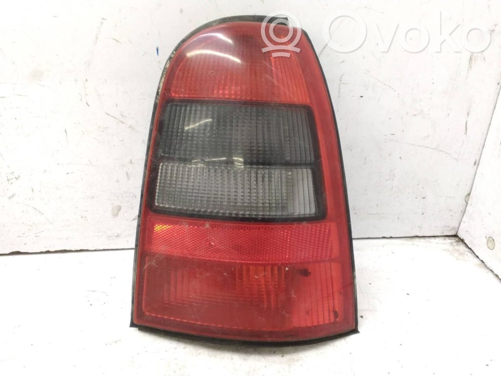 Opel Vectra B Luci posteriori 