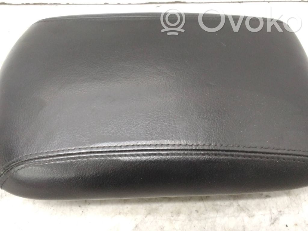 Citroen C6 Armrest 