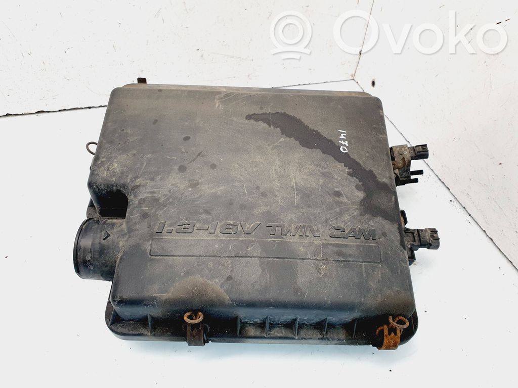Daihatsu Sirion Obudowa filtra powietrza 