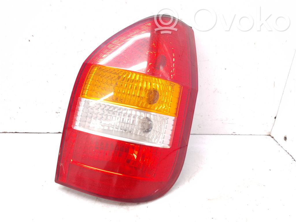 Opel Zafira A Feux arrière / postérieurs