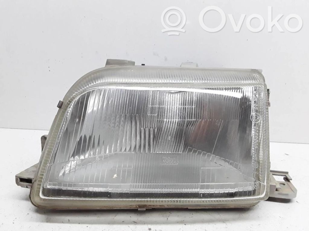 Renault Clio I Headlight/headlamp 