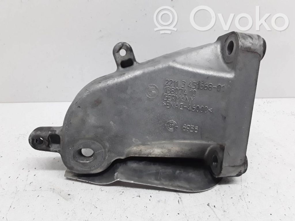 BMW X3 E83 Engine mounting bracket 