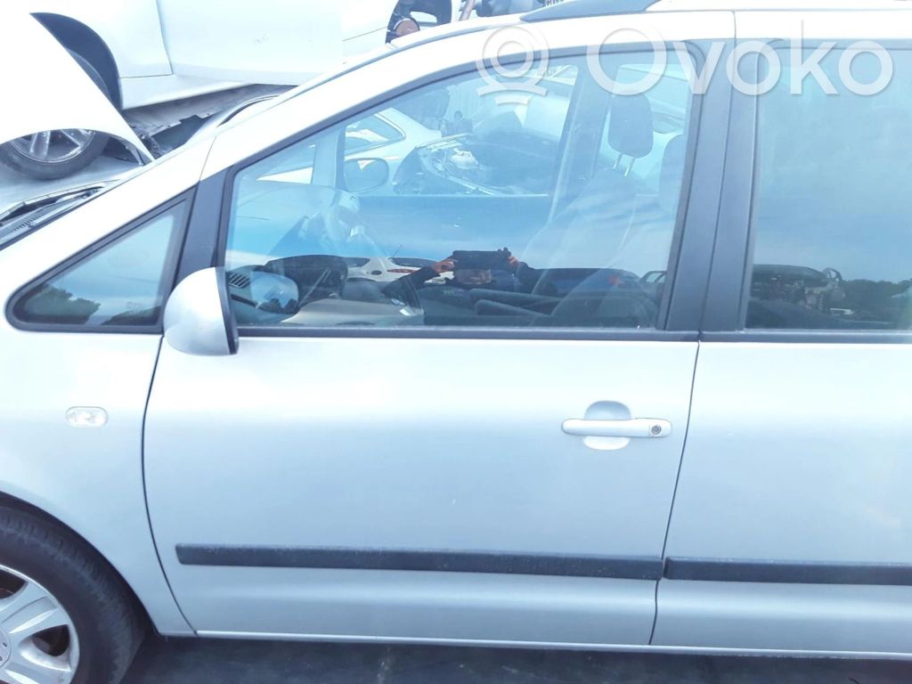 Ford Galaxy Дверь 
