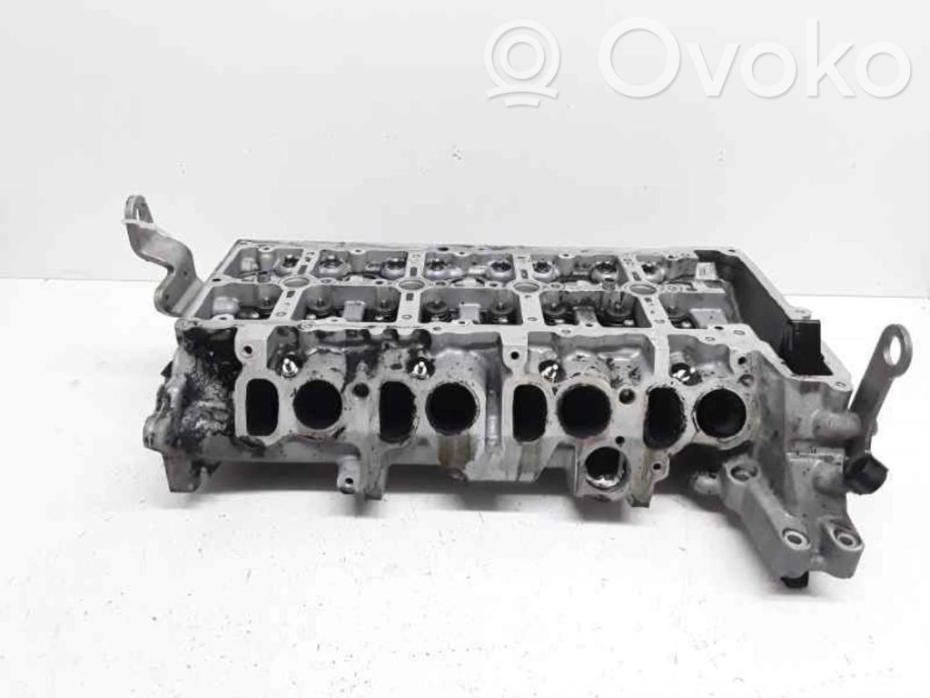 BMW X3 E83 Engine head 
