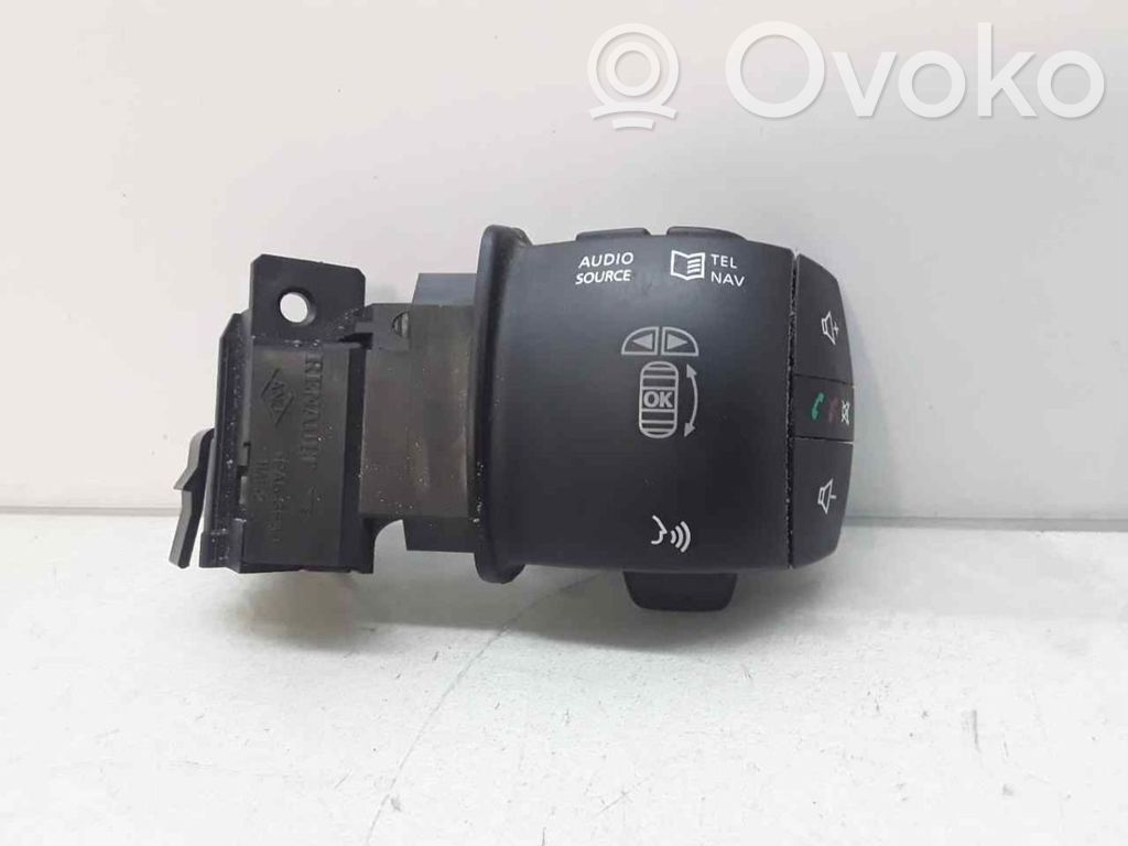 Renault Megane III Multifunctional control switch/knob 