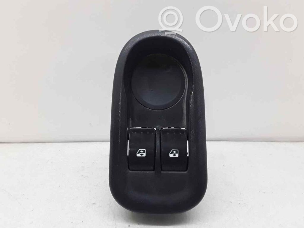 Renault Kangoo I Electric window control switch 