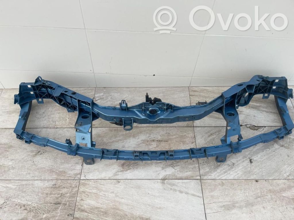 Panel lateral delantero   8M518B041