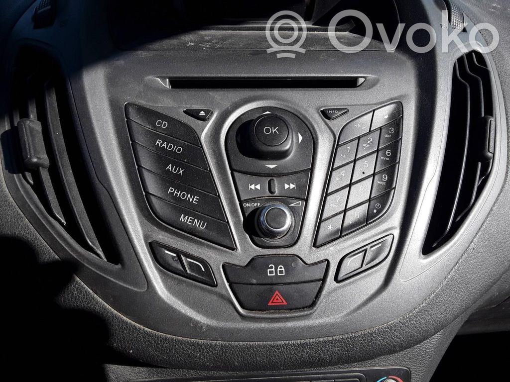 Radio / CD-Player / DVD-Player / Navigation