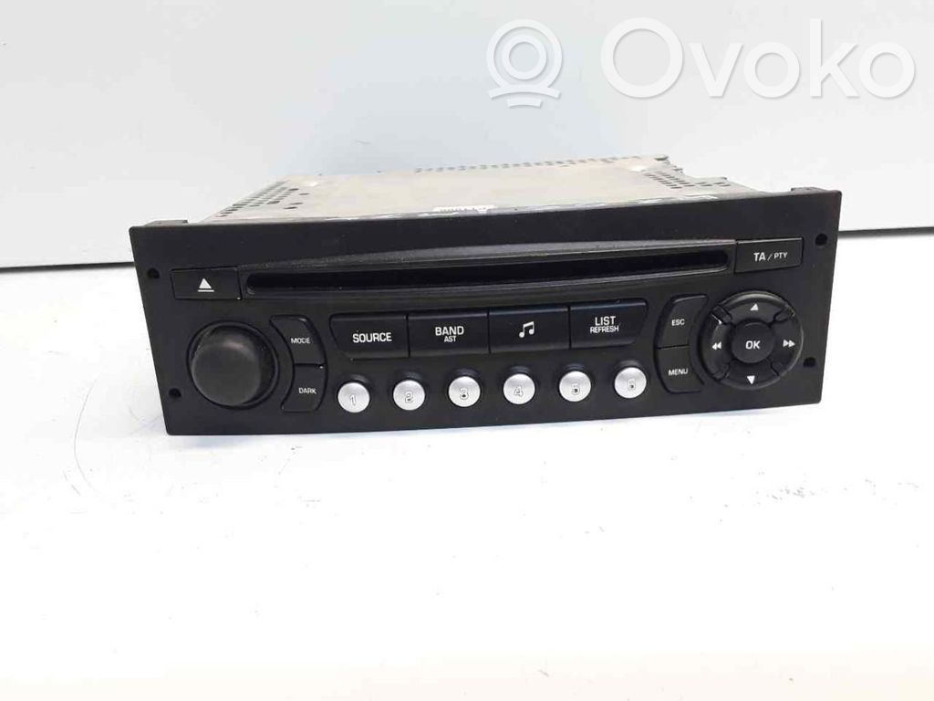 Radio / CD-Player / DVD-Player / Navigation   96662669XT04