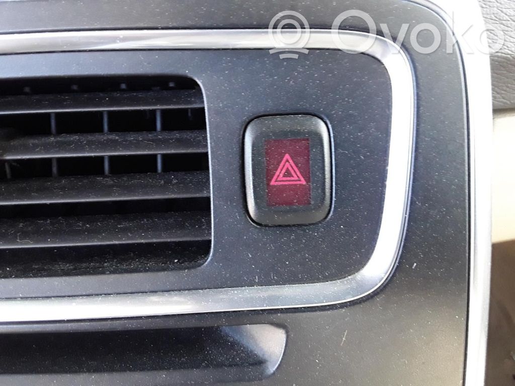 Hazard light switch
