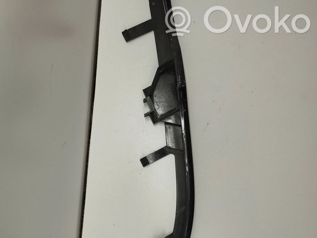 BMW 3 E46 Under headlight/headlamp trim 