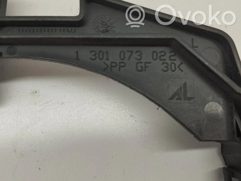 BMW 3 E46 Headlight/headlamp mounting bracket 