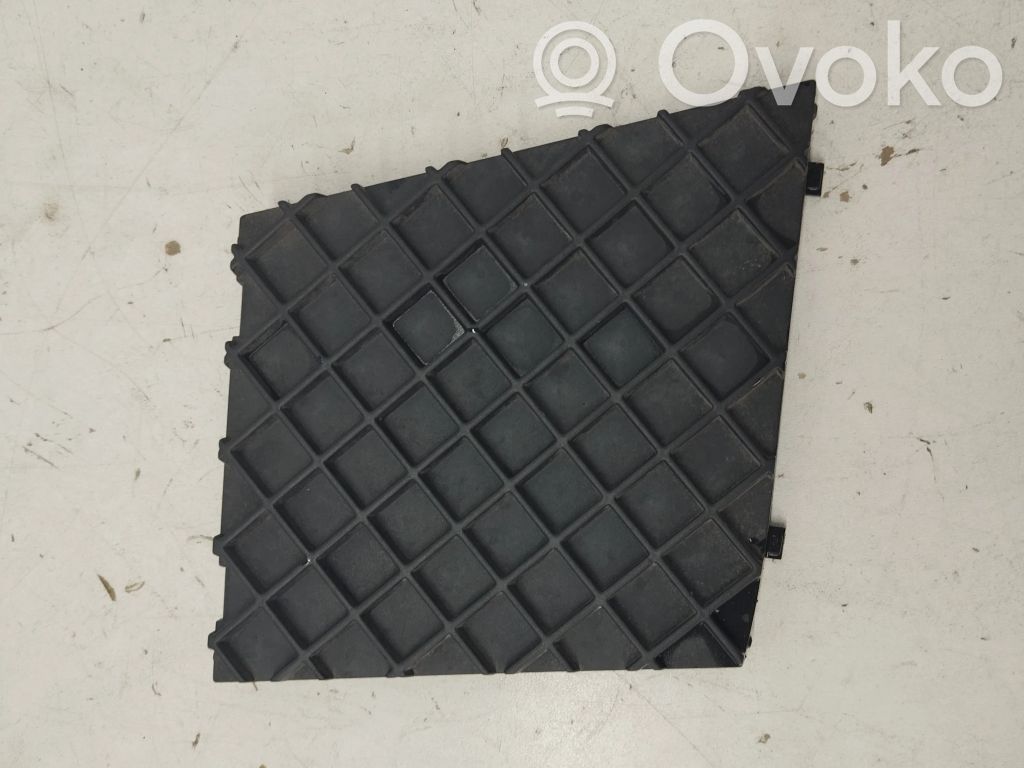 BMW 5 E60 E61 Tow hook cap/cover 