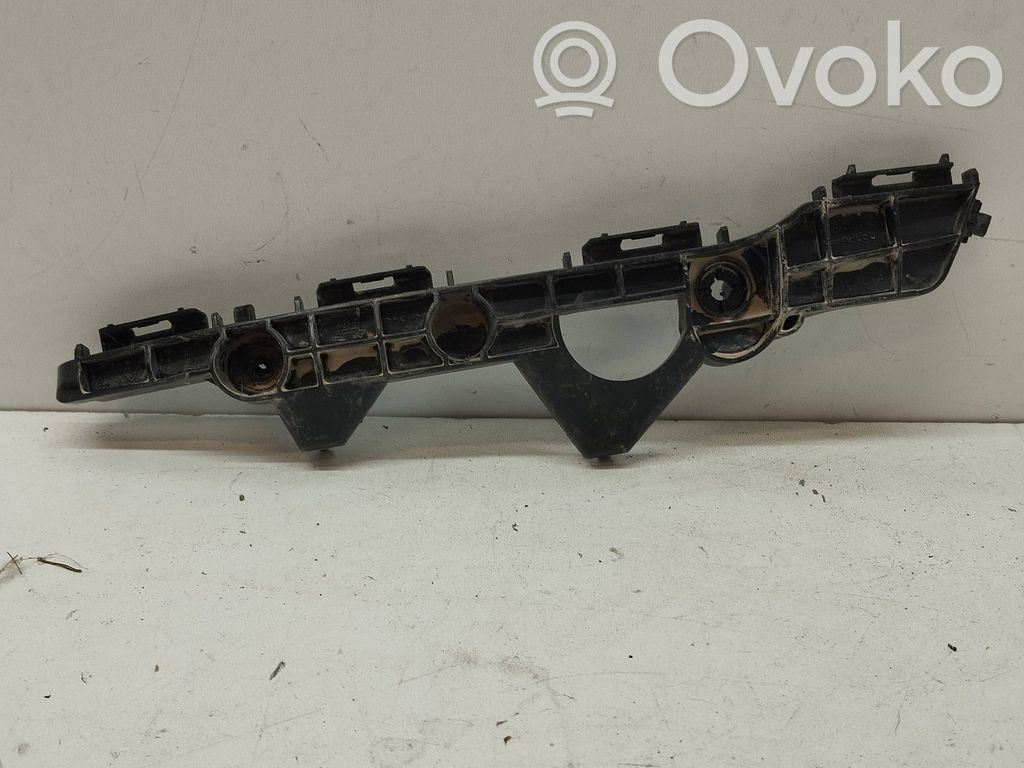 Toyota RAV 4 (XA40) Rear bumper mounting bracket 