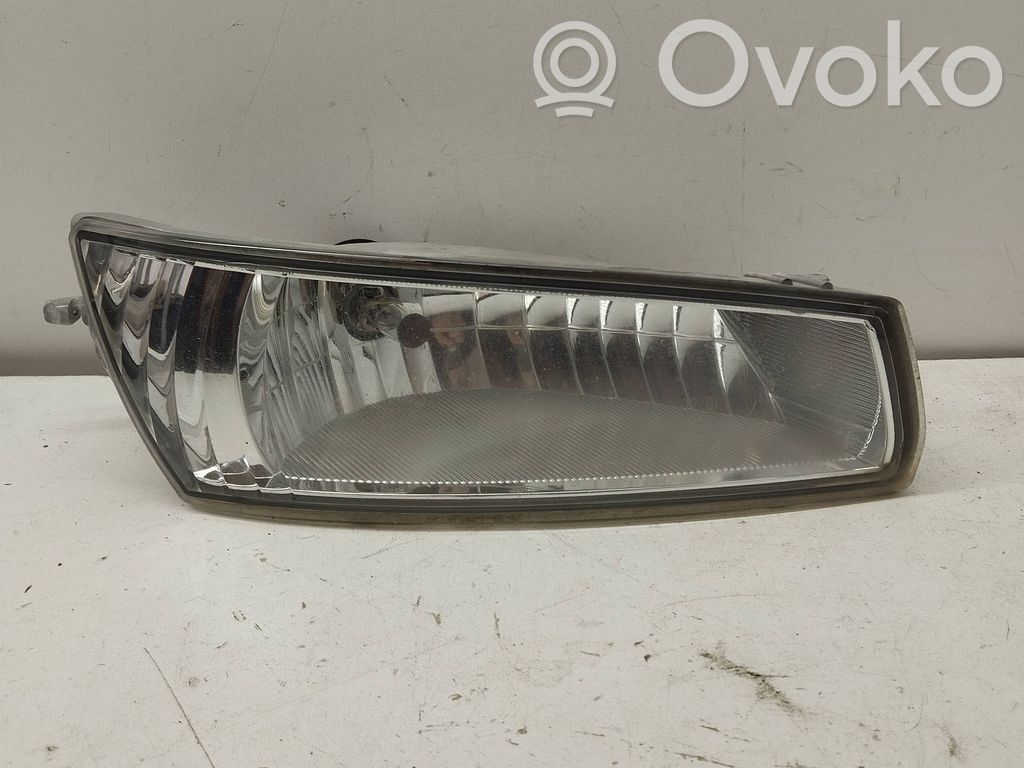 Toyota Previa (XR30, XR40) II Front fog light 