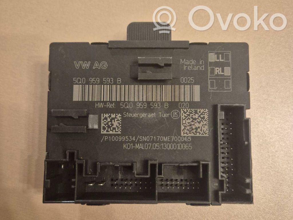 Volkswagen Touareg II Door control unit/module 