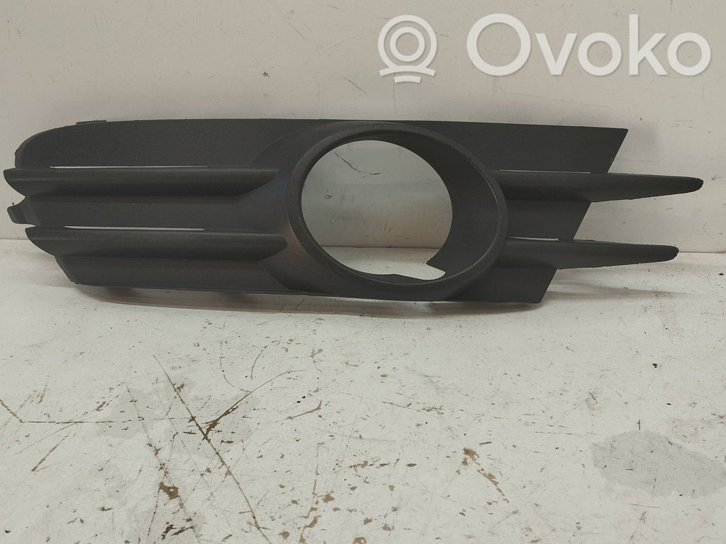 Volkswagen Scirocco Front fog light trim/grill 