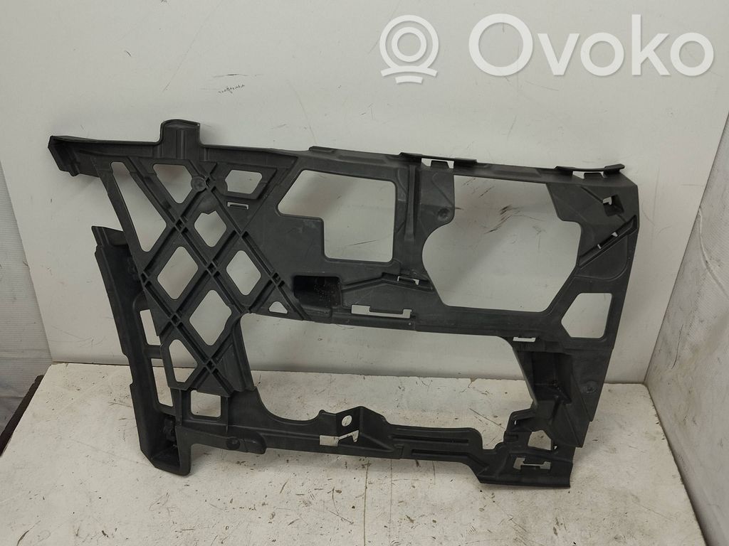 Volkswagen Golf VII Front bumper mounting bracket 