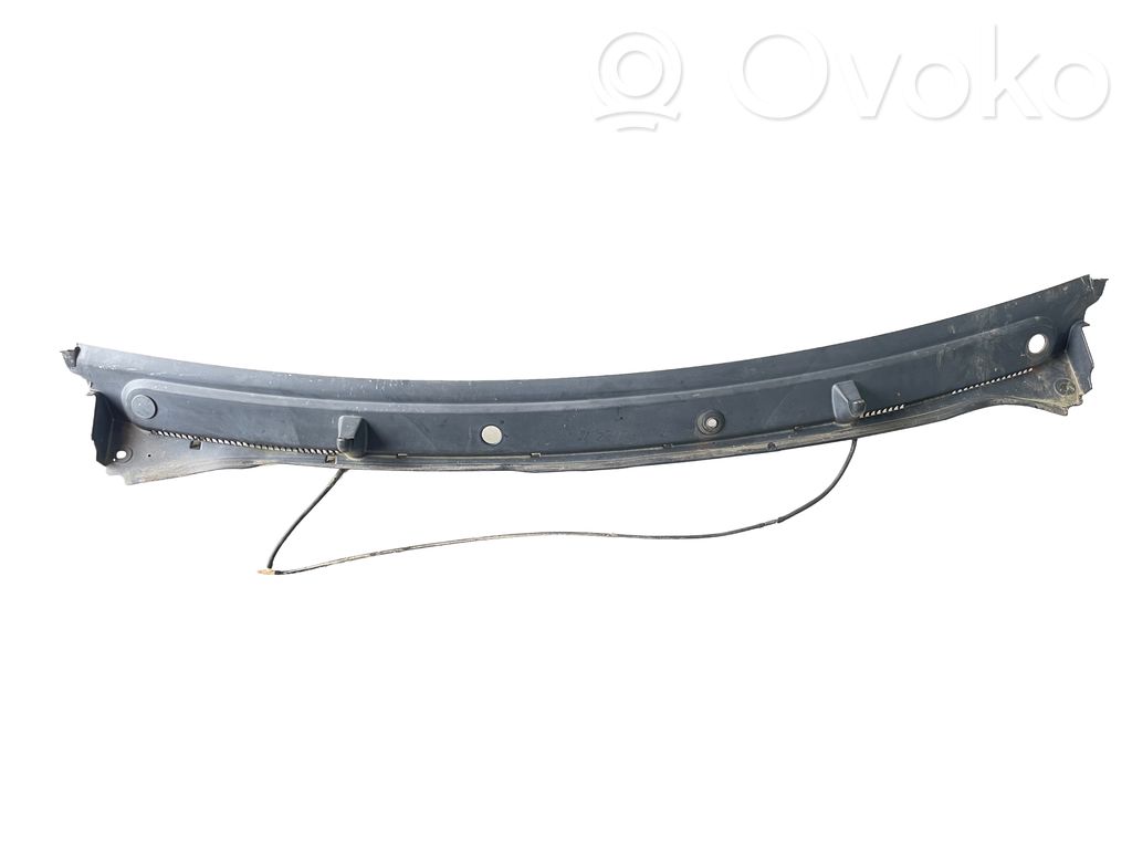 Opel Vivaro Wiper trim 