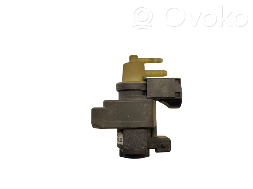 Renault Trafic II (X83) Turbo solenoid valve 