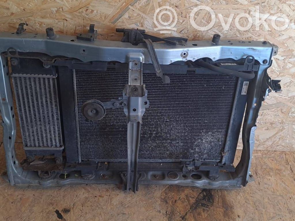 Toyota Auris E180 Set radiatoare 