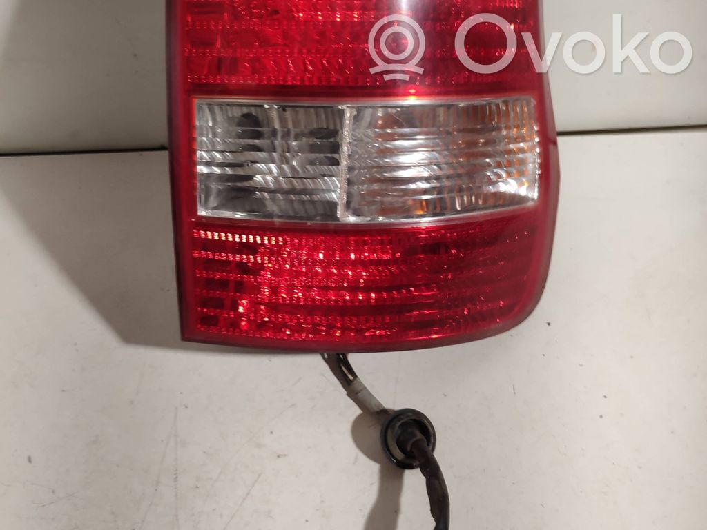 KIA Carnival Rear/tail lights 