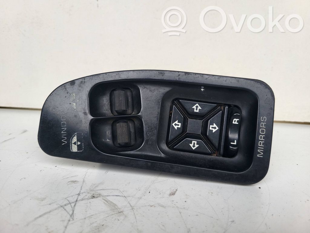 Chrysler Voyager Wing mirror switch 